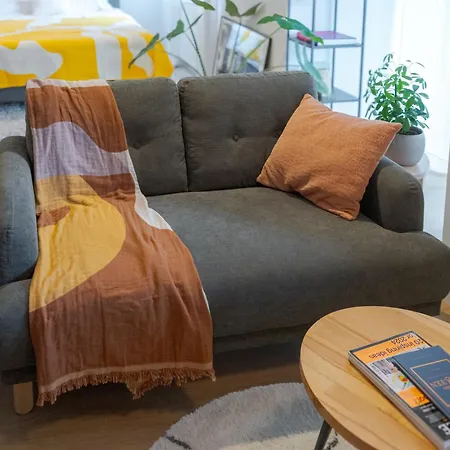 Bright And Cosy Flat Near The River شقة *