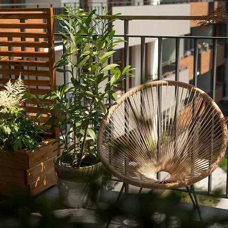 Bright And Cosy Flat Near The River *