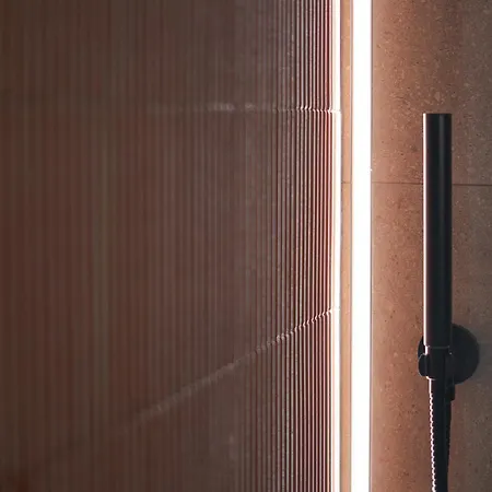 Bright And Cosy Flat Near The River