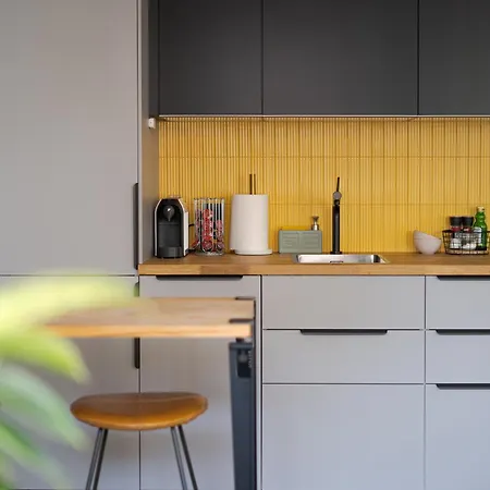 Bright And Cosy Flat Near The River *