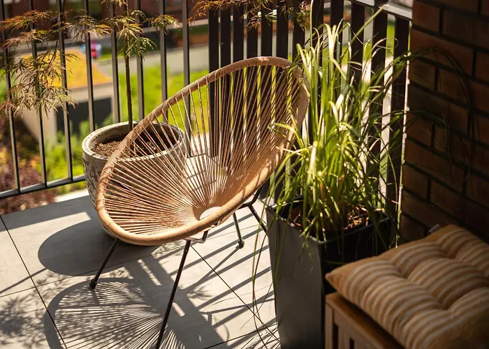 Bright And Cosy Flat Near The River