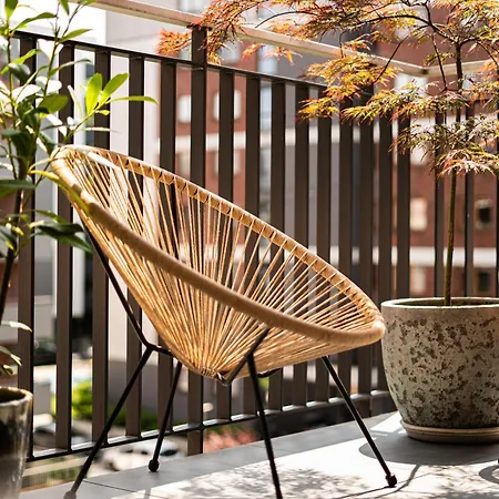 Bright And Cosy Flat Near The River